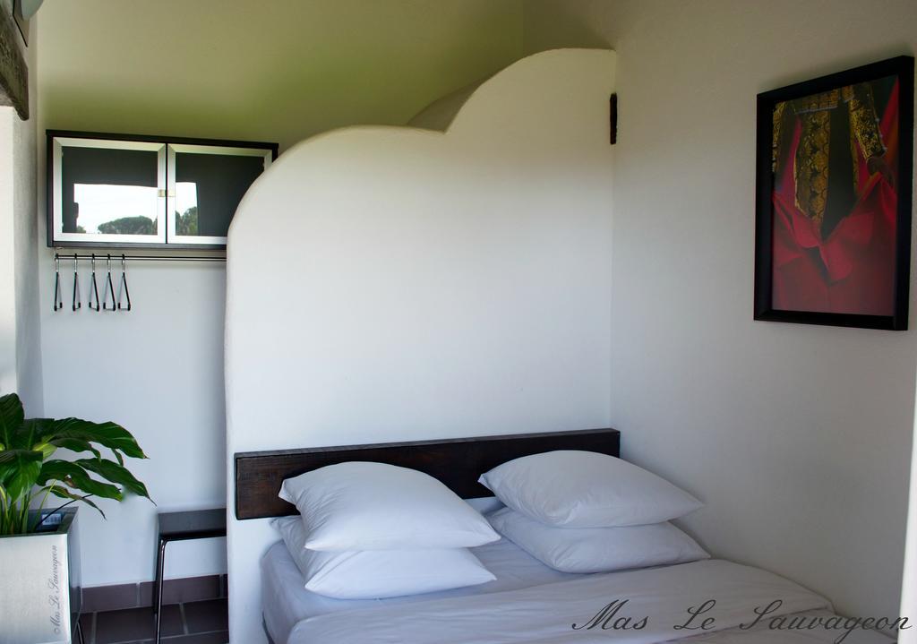 Mas Le Sauvageon Hotel Saintes-Maries-de-la-Mer Kültér fotó